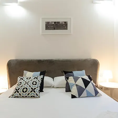 Suite Sant'Ambrogio, Universita Cattolica Apartment