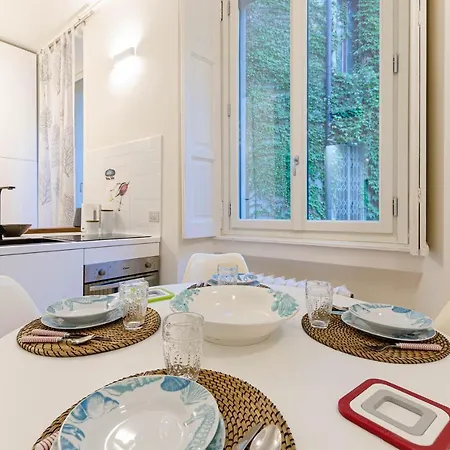 Apartamento Suite Sant'Ambrogio, Universita Cattolica Milán